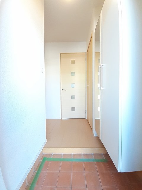 フラン・リジエール 玄関