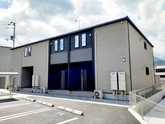 シャルマンⅤ 103号室 外観