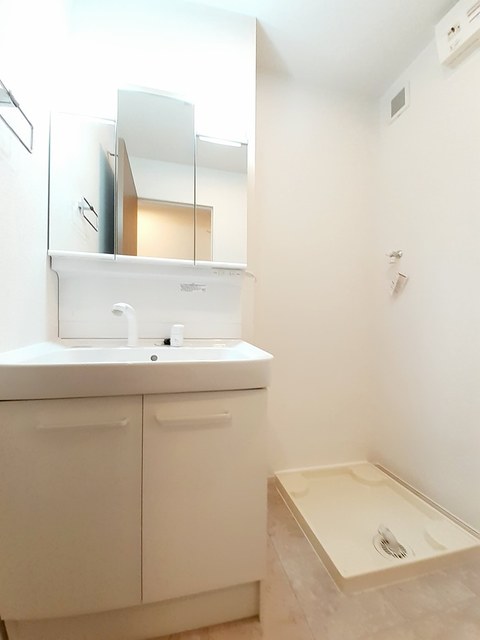 イーゼル－アイ その他4