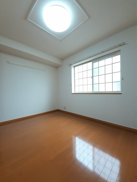 リヴァーパークⅡ　Ｃ ベッドルーム