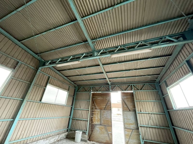 妻鳥町倉庫 玄関