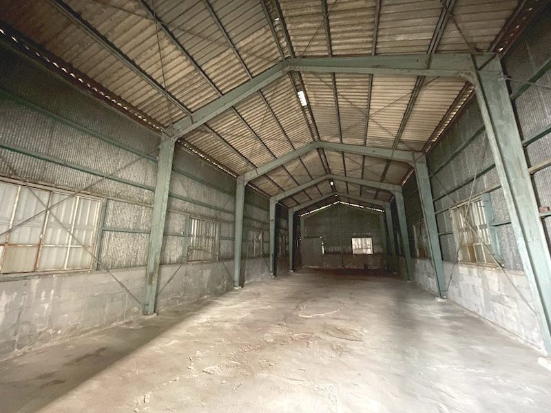 妻鳥町倉庫 リビング