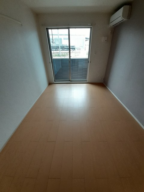 ヴィラ　フォレスト・ベリー リビング