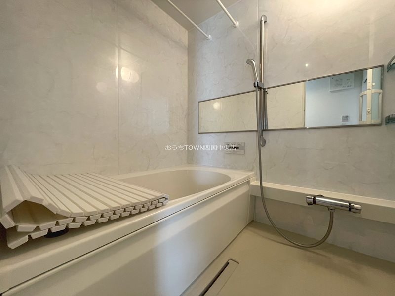 アルフラット　サクラ 風呂画像