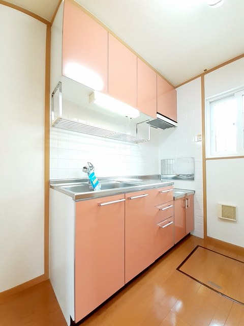 ル　トワ　ヴェ－ルＡ キッチン