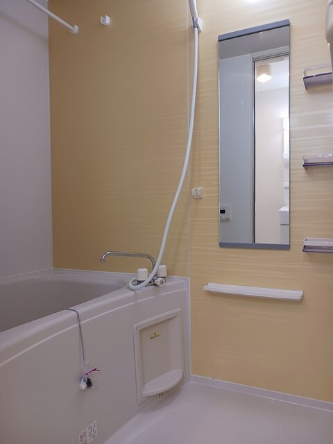 フェリシア・グレイス 風呂画像