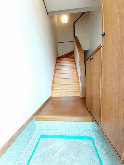 サンライズ別府 玄関