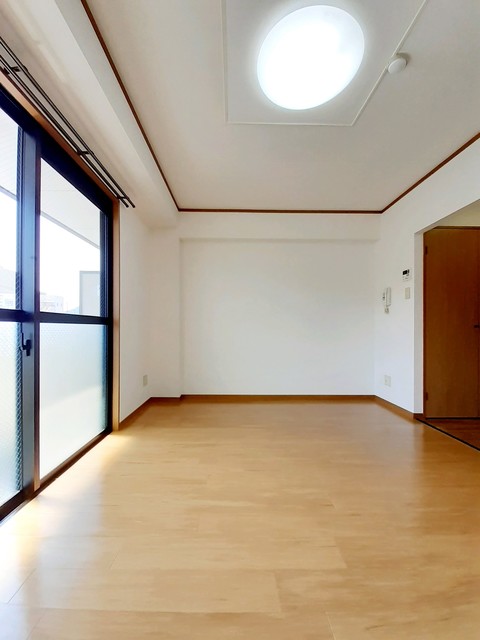 明山 ベッドルーム