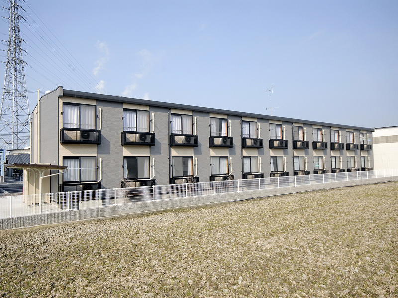 レオパレスカマン　セジュール 110号室 外観