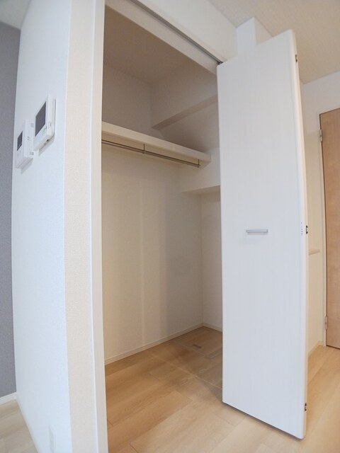 ディーア・レオラ その他3