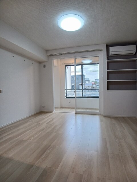 ディーア・レオラ リビング