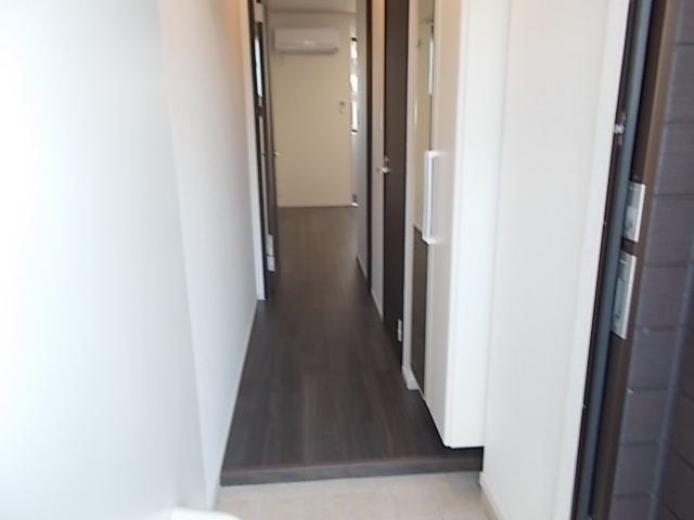 フィオ－レ 玄関