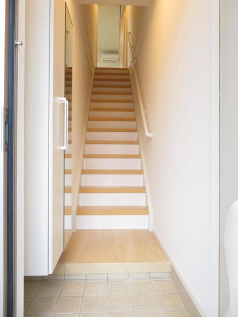 グラース　フラン　Ｃ 玄関