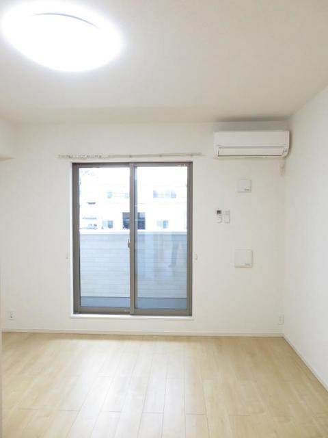 グラース　フラン　Ｃ リビング