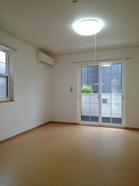 ラ　ポルト　ドゥ　ドゥマン　Ⅲ リビング