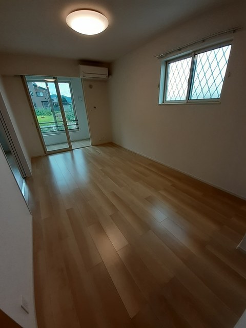 グランドソレーユ・Ⅱ リビング