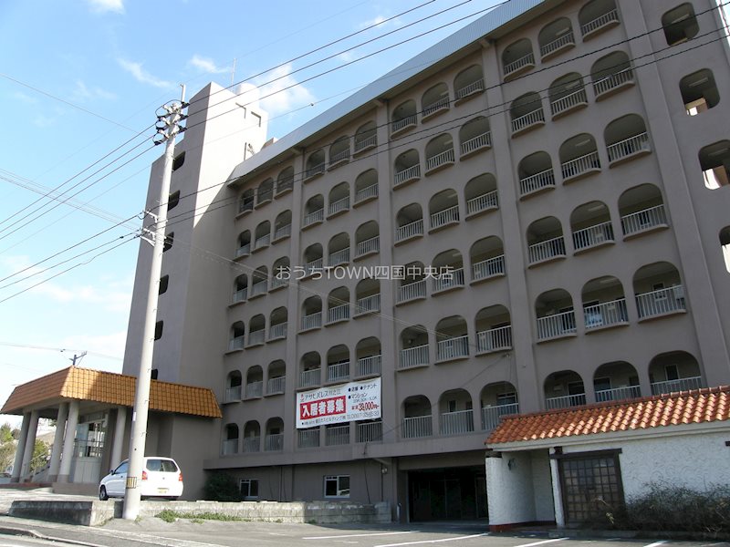 アサヒパレス川之江　Ａ棟 505号室 外観