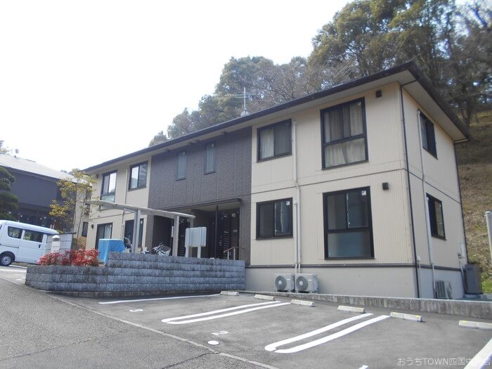 Una casa hinotani 201号室 外観