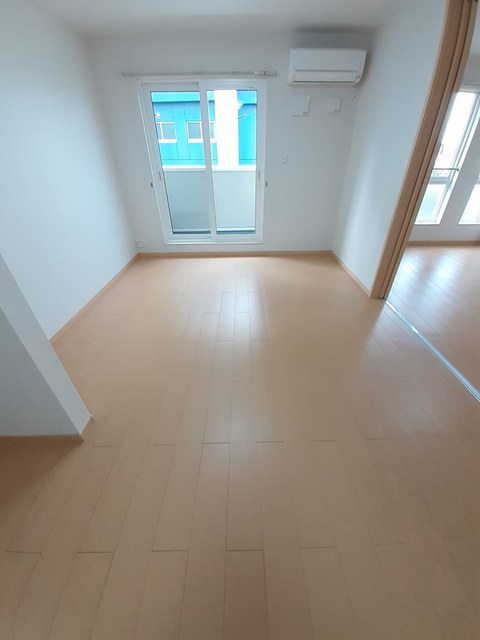 ファミーユ　リアンＢ リビング