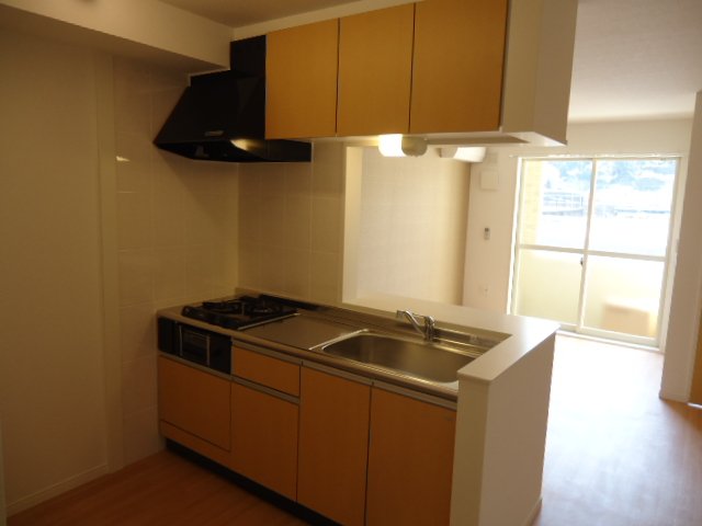 ファミリー・レジデンス キッチン