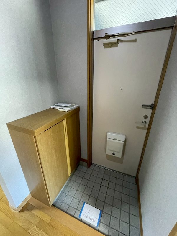 メゾン・ルーブA 玄関