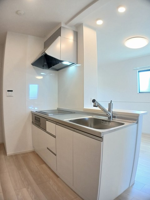 アンソレイエ　ヴィヴァンⅡ キッチン