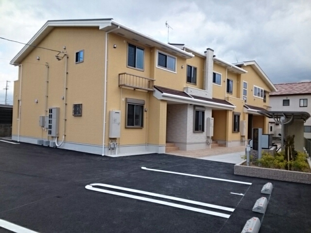 ル・カルプ・ポルト・ボヌール 203号室 外観