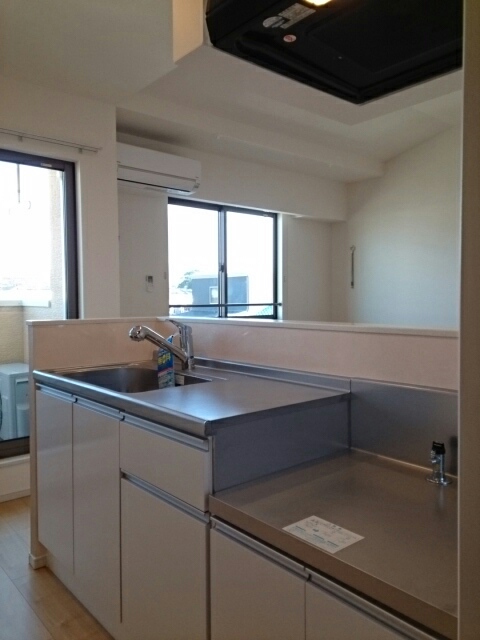 ル・カルプ・ポルト・ボヌール キッチン