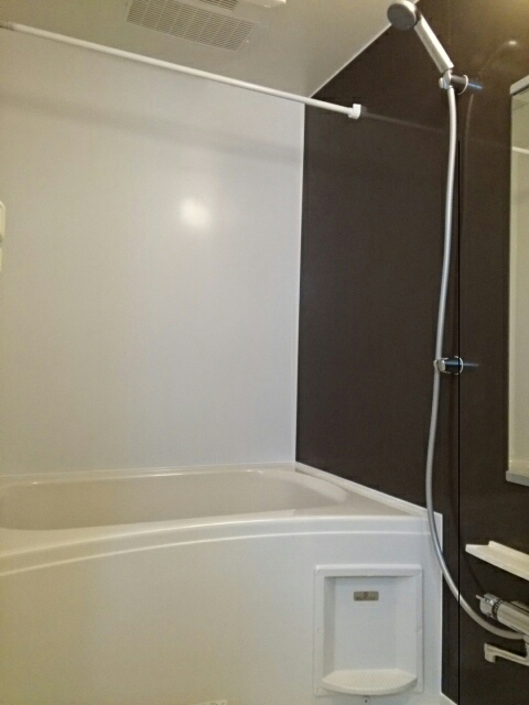 ル・カルプ・ポルト・ボヌール 風呂画像