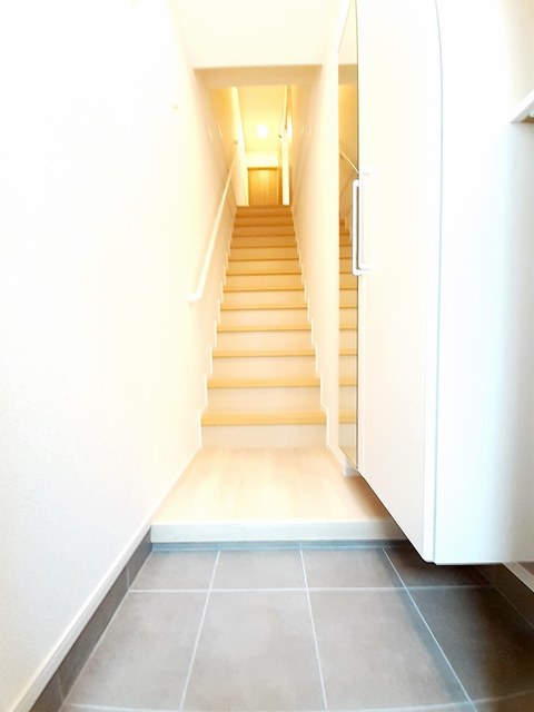 モン・シュシュⅠ 玄関