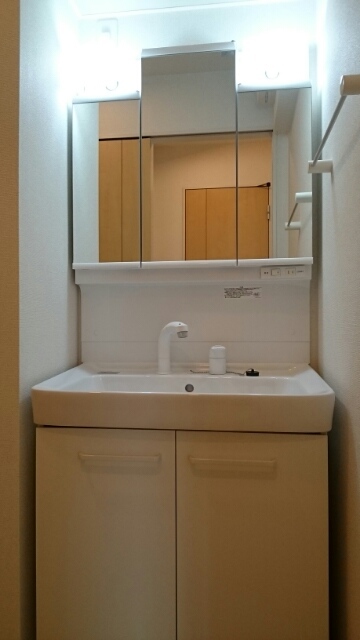 シャンパーニュ・アベニュー　Ｄ その他4