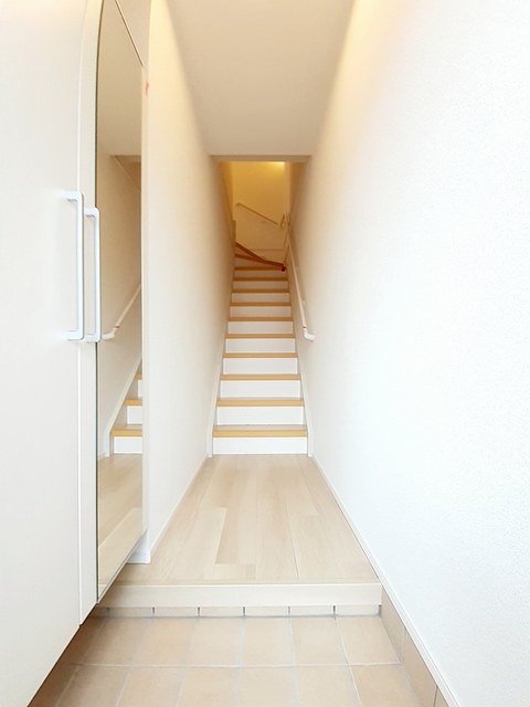 カーム北吉田 玄関