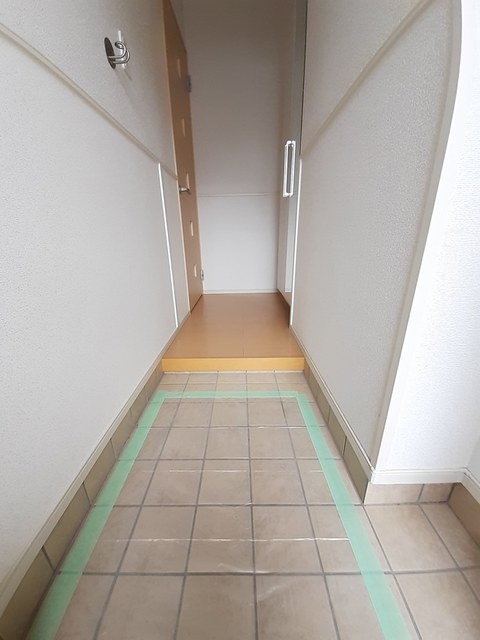 エタン・リジエールⅡ　Ａ 玄関