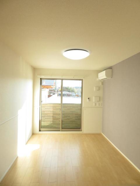 ミルト松前Ⅱ－Ⅲ リビング