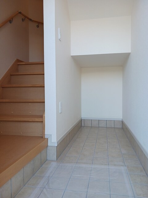 ヴァローレ　フェデール 玄関