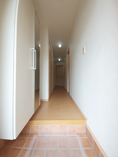 ラ・フィレッジ・Ｎ 玄関