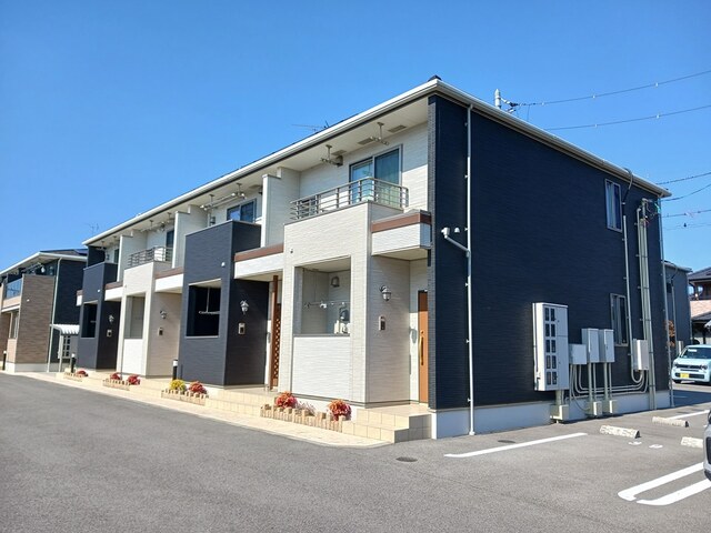 シャンパーニュ・アベニュー　Ｃ 201号室 外観