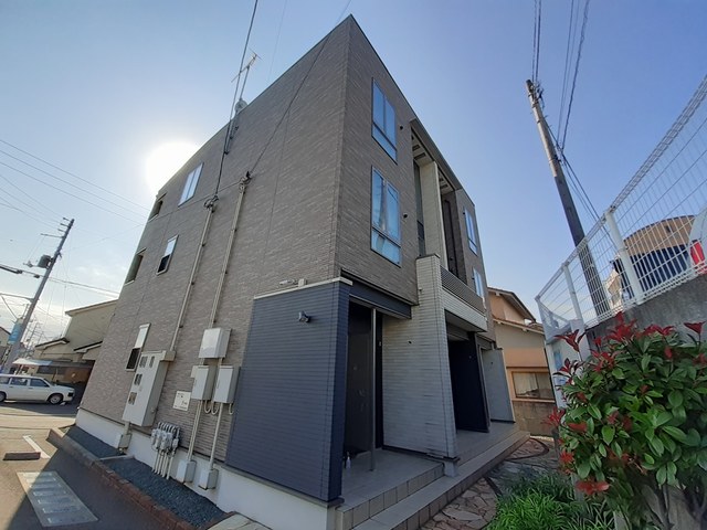 プリート・アプローズ 201号室 外観