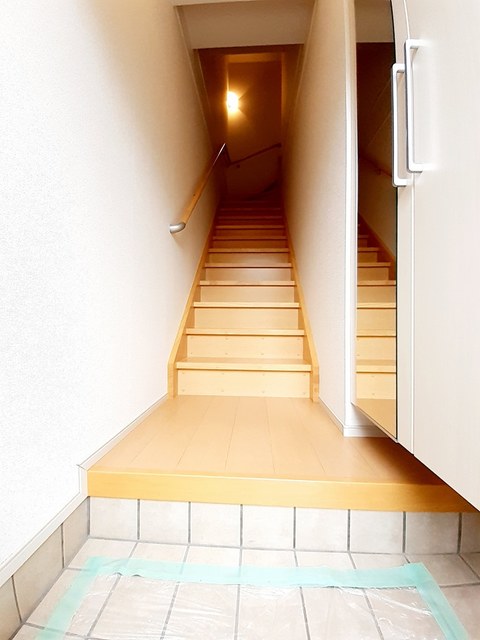 プリート・アプローズ 玄関