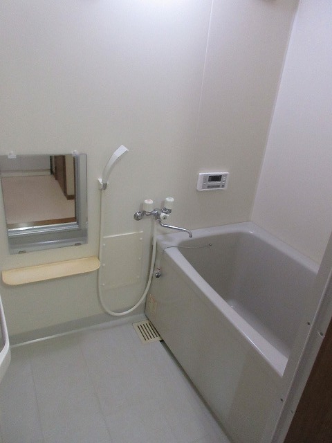 ヴィラ・マリーン　Ｂ 風呂画像