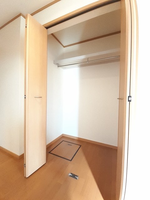 アンジュベリーＡ その他2