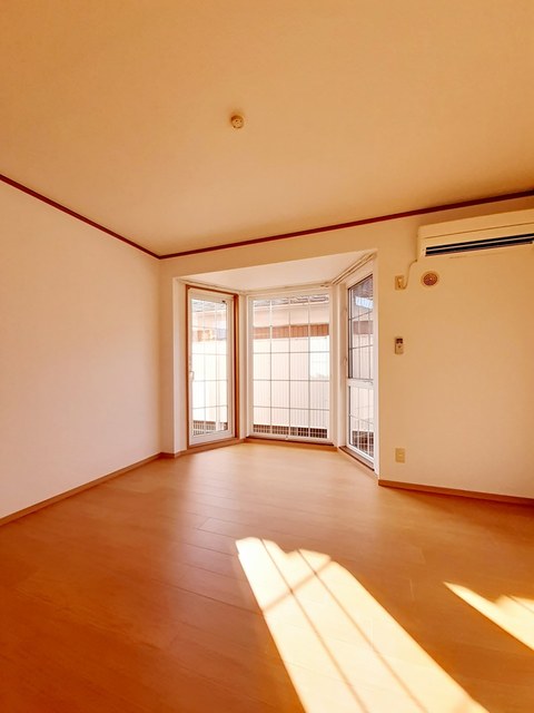 シュピーレン空港通Ａ リビング