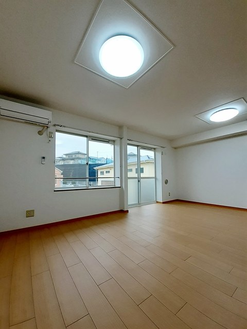 ドミールハイツ　Ⅴ リビング