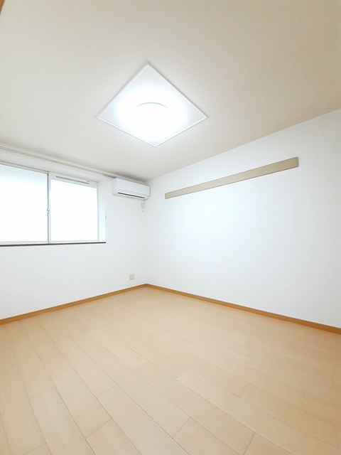 ドミールハイツ　Ⅴ ベッドルーム