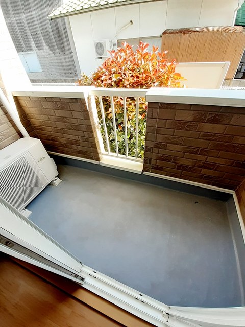 ウエスト・ブリーズ ベランダ