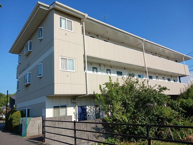 グランドマンション茶うす 201号室 外観