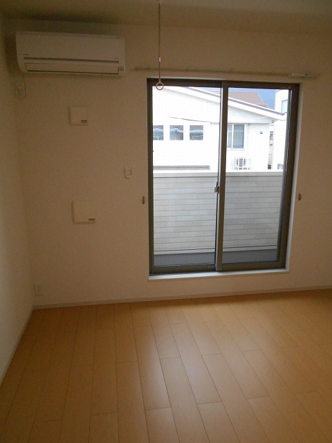 エストレーラⅢ　Ａ リビング