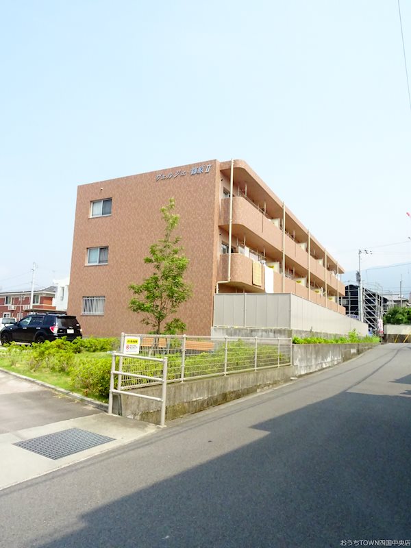 ヴェルジェ・篠原Ⅱ 202号室 外観