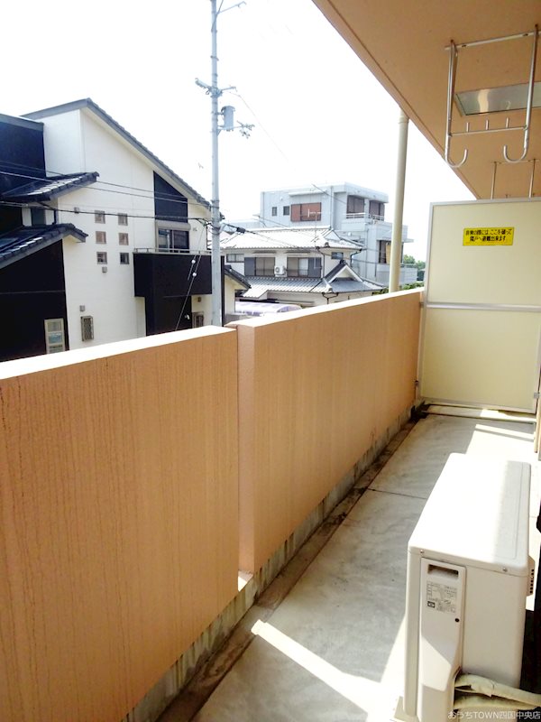 ヴェルジェ・篠原Ⅱ ベランダ