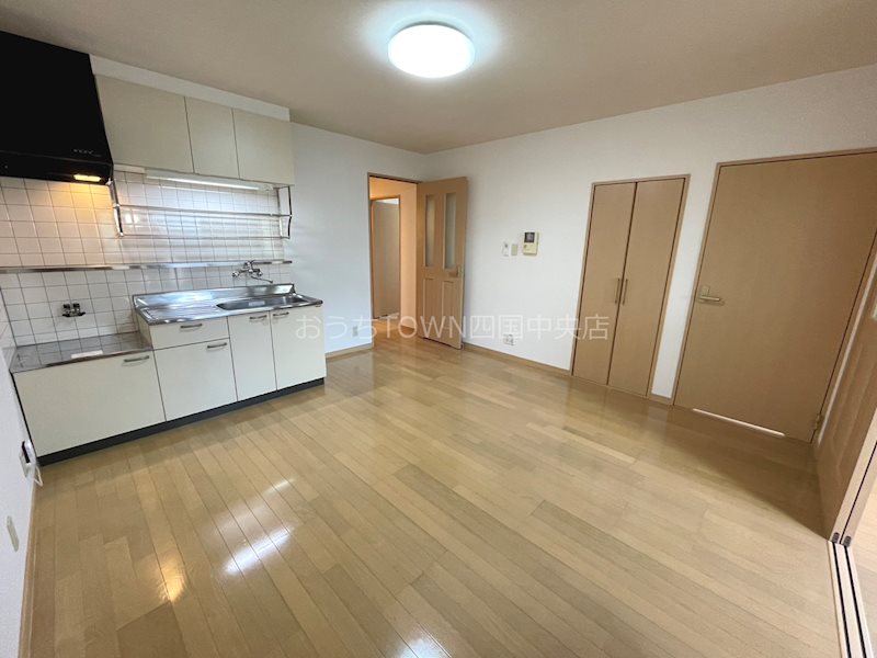 サンモール壱番館 リビング